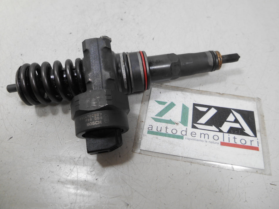 Iniettore VW Polo 6N2 1.4 75cv AMF 2001 038130073F 0414720007