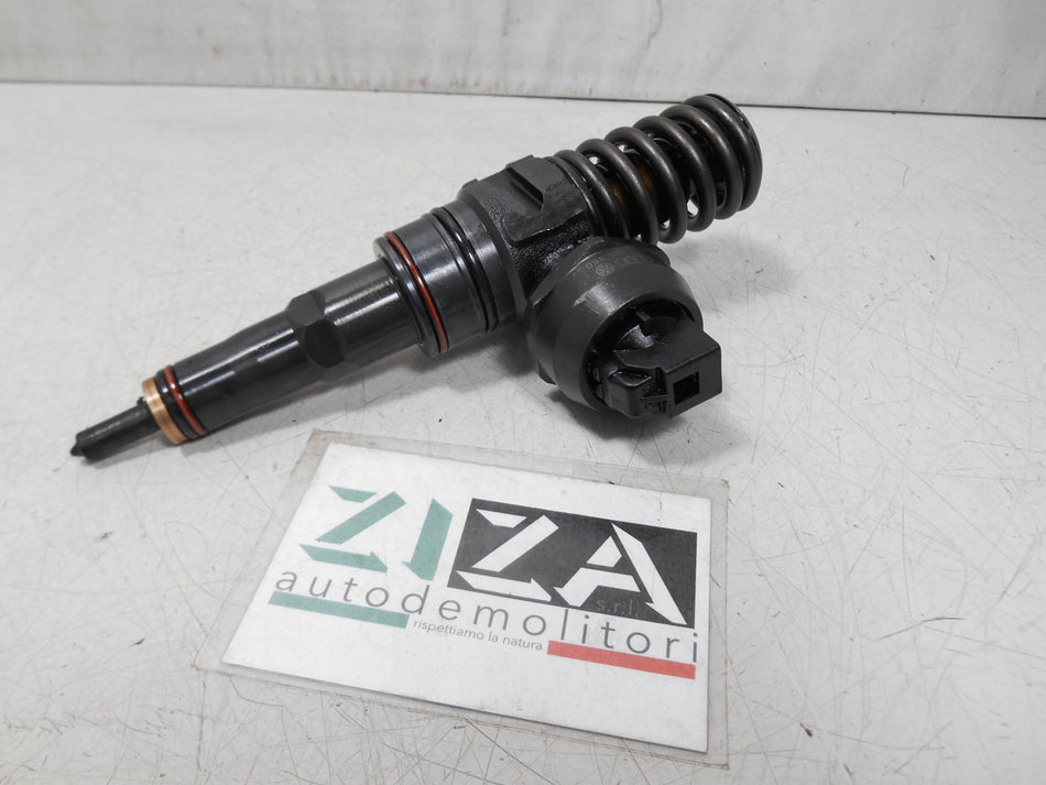 Iniettore VW Passat 3BG SW 1.9 130cv AVF 2002 038130073AR 0414720214