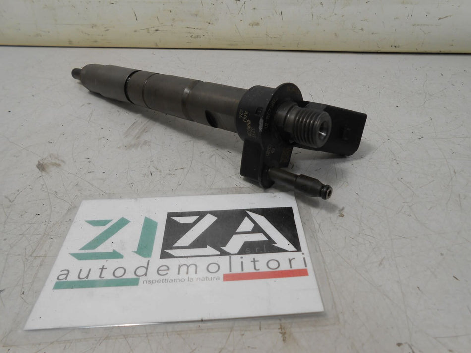 Iniettore BMW E87 120D 2.0 130kw N47D20A 2007 7805428 0445116024