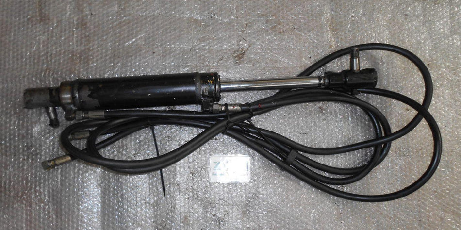 Pistone Carrello Elevatore Elettrico Clark TM15 37981831 3799743