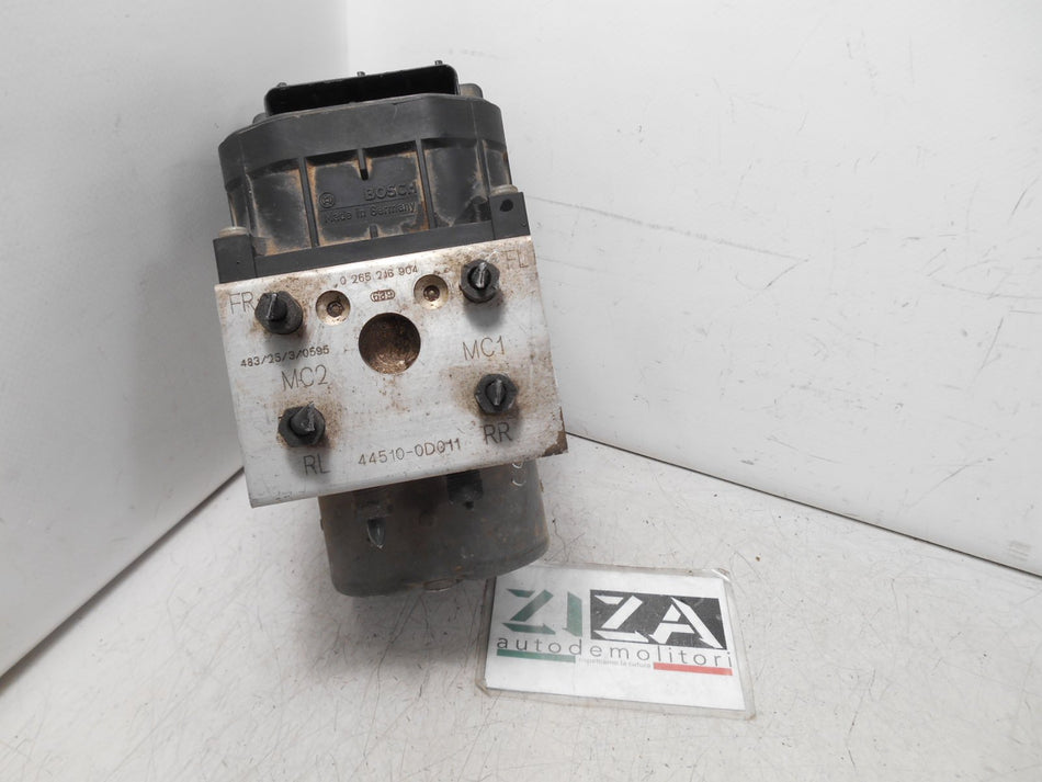 Centralina ABS Toyota Yaris XP10 2004 44510-0D011 0265216904 0273004636