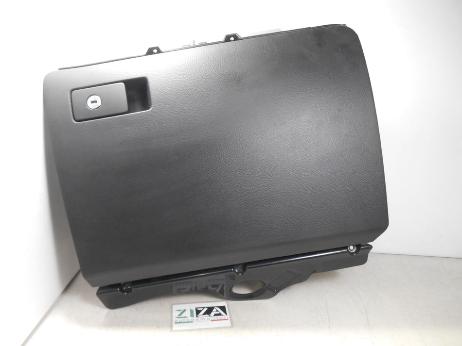 Cassetto Portaoggetti Caricatore CD VW Passat B7 2012 3AA857938 3C1857097BK