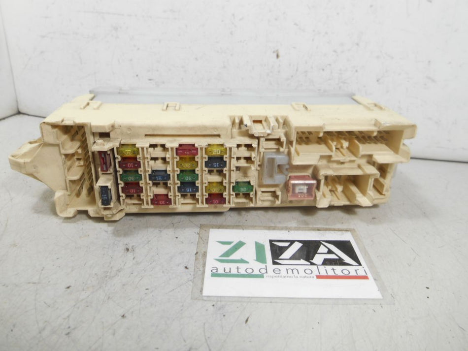 Scatola Fusibili Mazda MPV I 2.5 85kw WL 1998 TWS LC11 6C13A