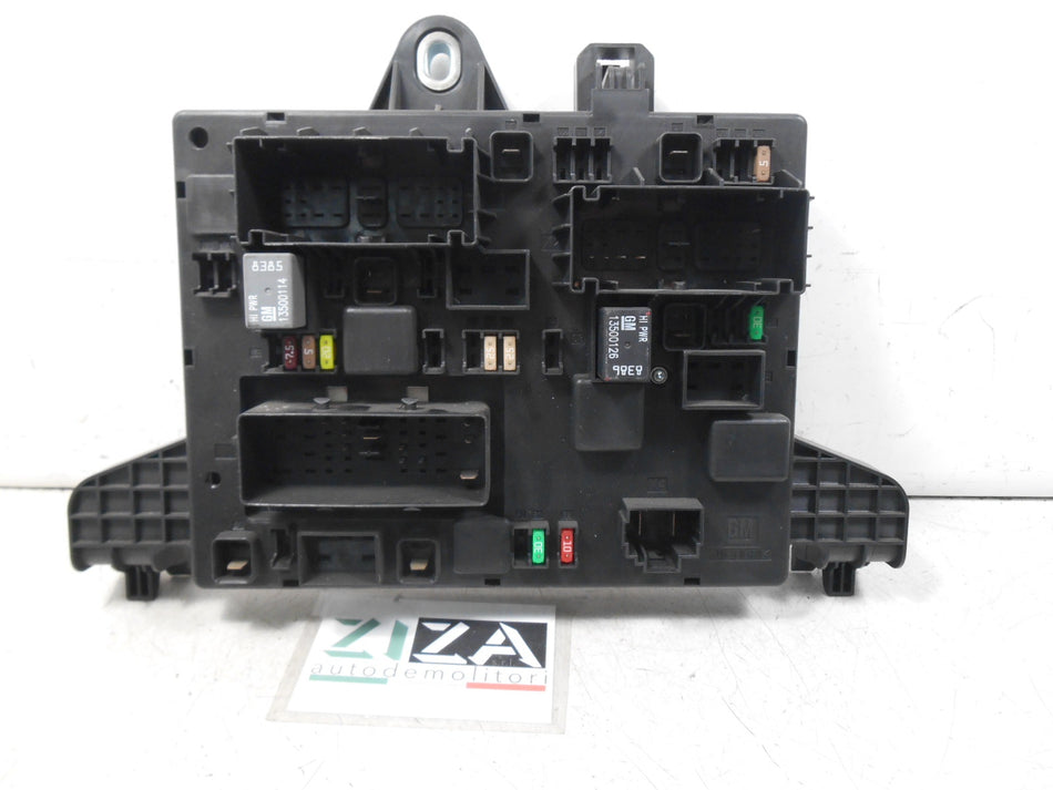 Scatola Fusibili Opel Astra J 1.7 110CV 2010 13302300