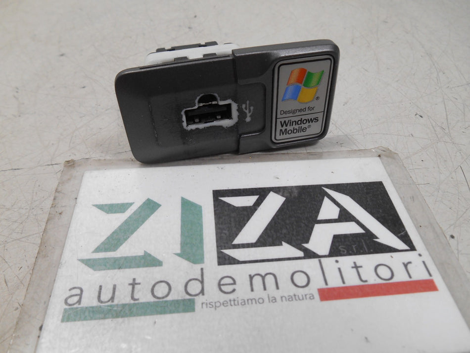 Presa Porta Ingresso USB Lancia Delta 844 2009 735473602