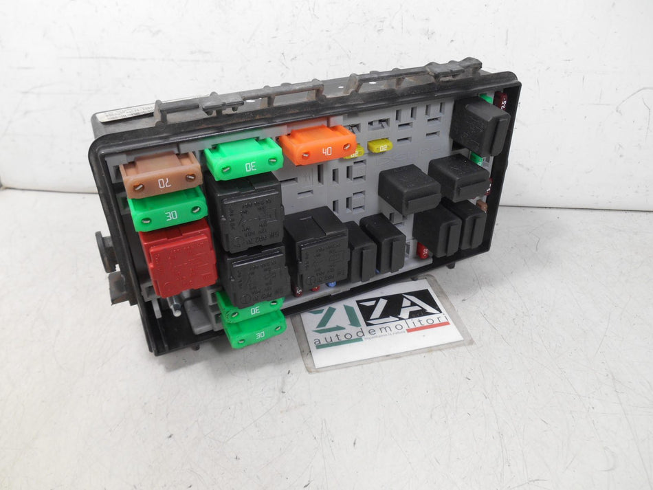Scatola Fusibili Opel Corsa D 1.2 80cv Z12XEP 2007 13217392 EF
