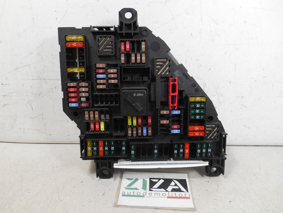 Scatola Fusibili BMW F11 Res 525D 2014 9264923-02