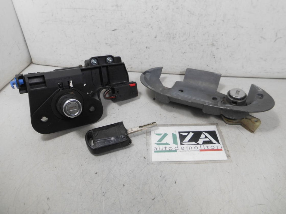 Chiave + Nottolino Portellone Opel Corsa C 2006 09183495 13168317