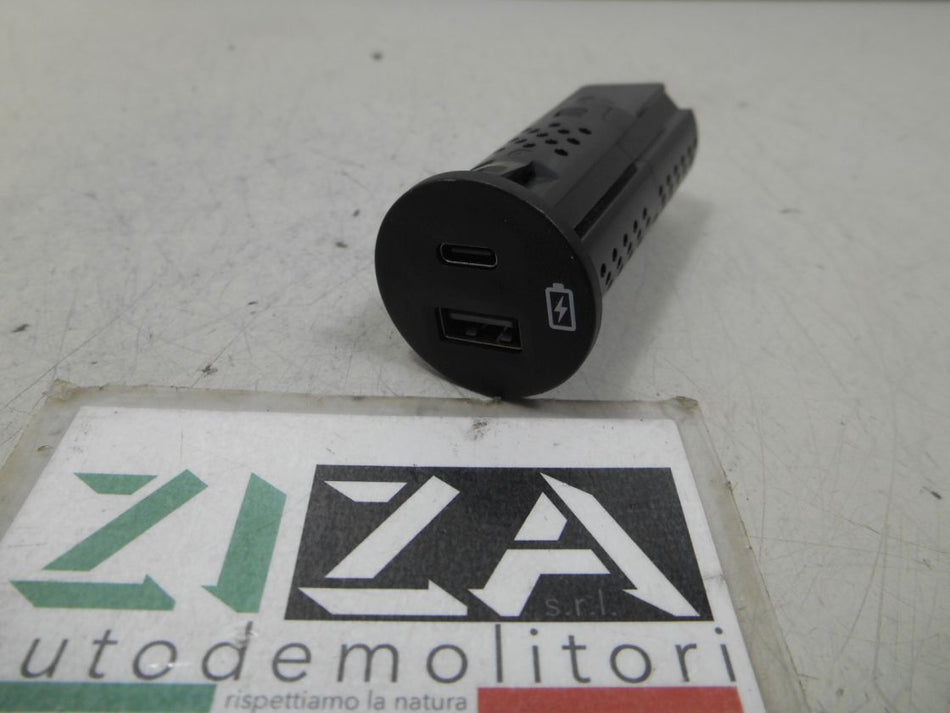 Presa Porta Ricarica USB Ford Kuga III 2022 MU5T-19J211-CA