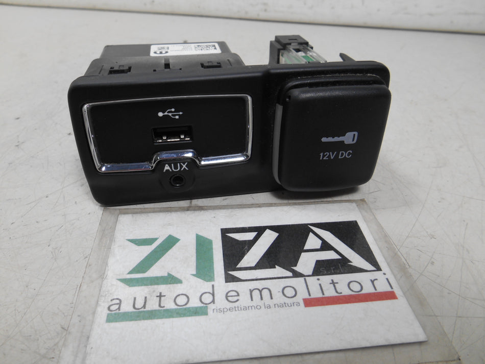 Presa Porta Ingresso AUX USB 12V Jeep Renegade Res. 2020 07357049620
