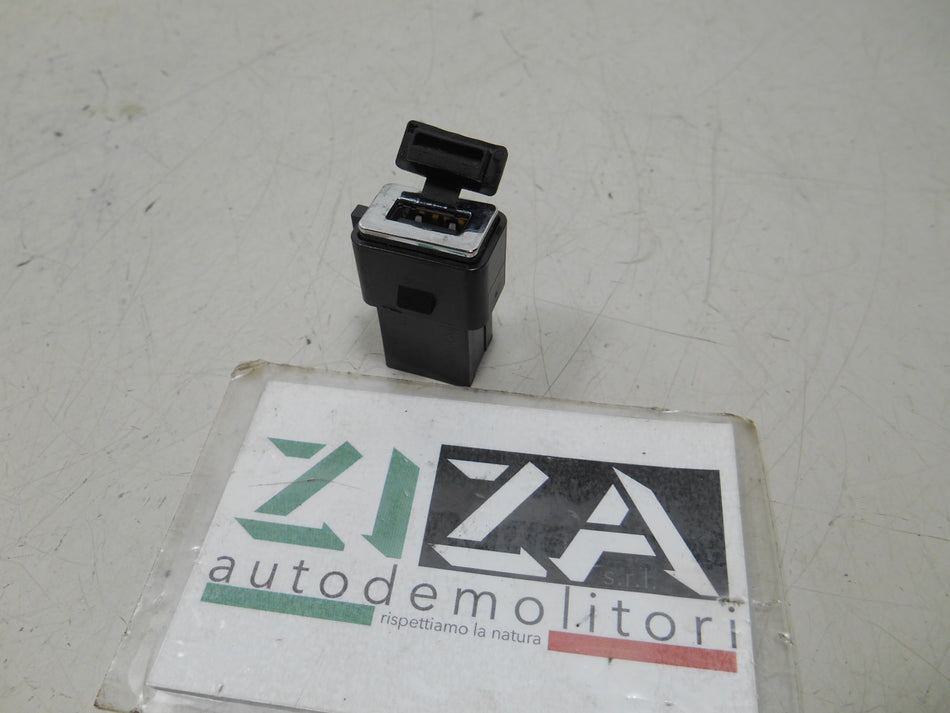 Presa Porta Ingresso USB Ford Kuga I 2009 8M5T-19A164-BB