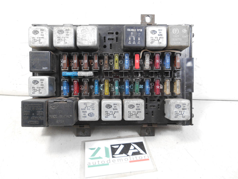 Scatola Fusibili Iveco Daily A45-12 2.5 85kw 115cv 8140.47 2000
