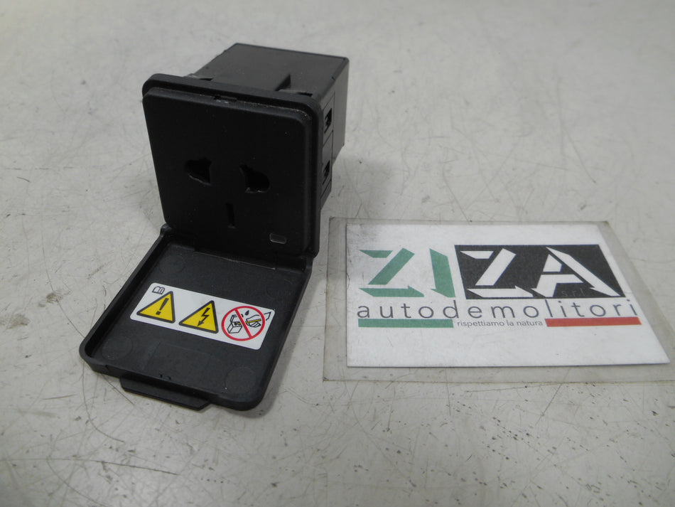 Presa Elettrica 230V 150W Jeep Compass II 2018 68141872AA