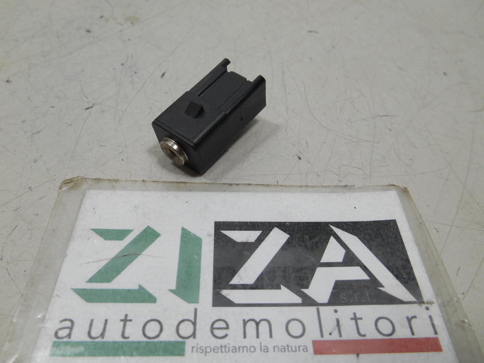 Presa Porta Ingresso AUX Ford Kuga I 2009 7M5T-19A164-AA