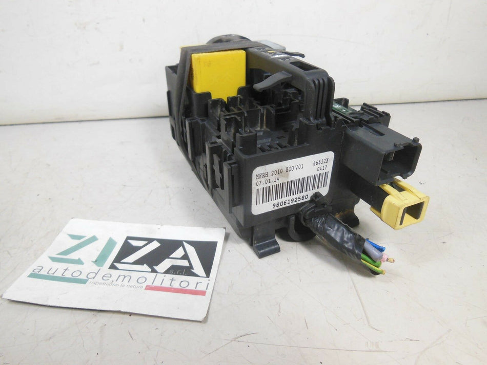 Scatola Fusibili Peugeot 208 1.4 VTI 70kw 95cv 8F02 2014 9806192580