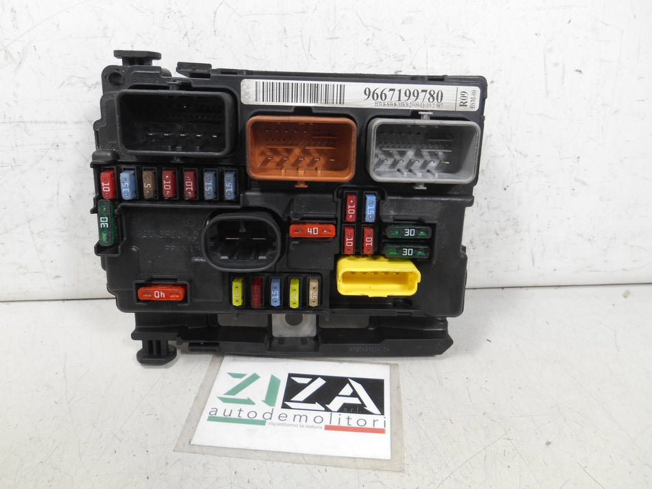 Scatola Fusibili Centralina BSM Citroen C3 I Res 1.1 HFX 2010 9667199780