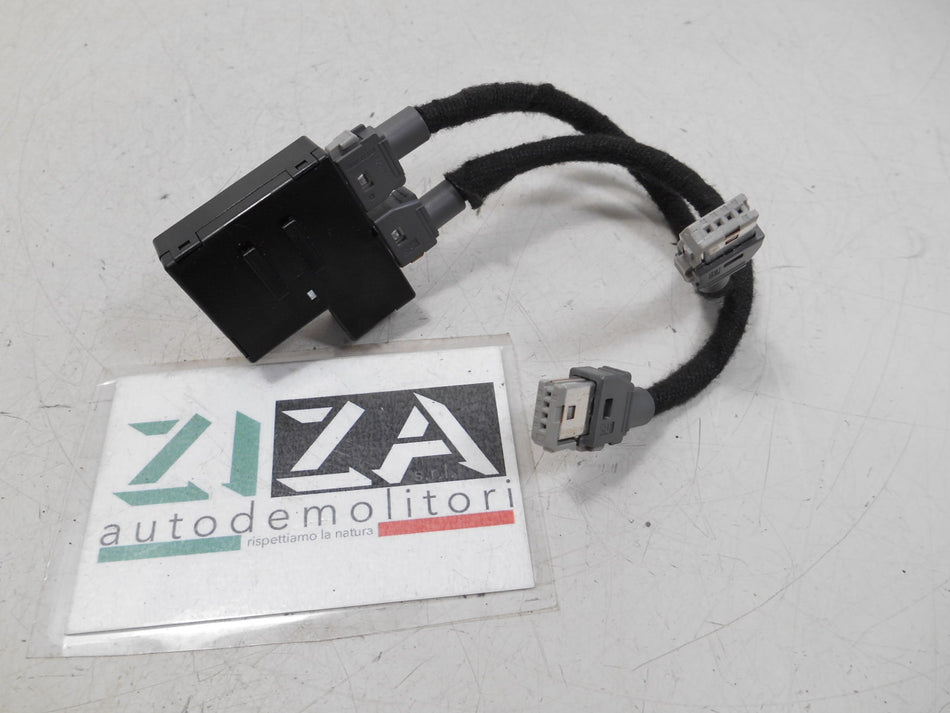 Cablaggio Prese AUX USB Peugeot 208 2014 9674655377