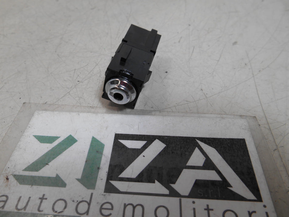 Presa Porta Ingresso AUX Toyota Aygo AB40 2018 9805404777 95835T02