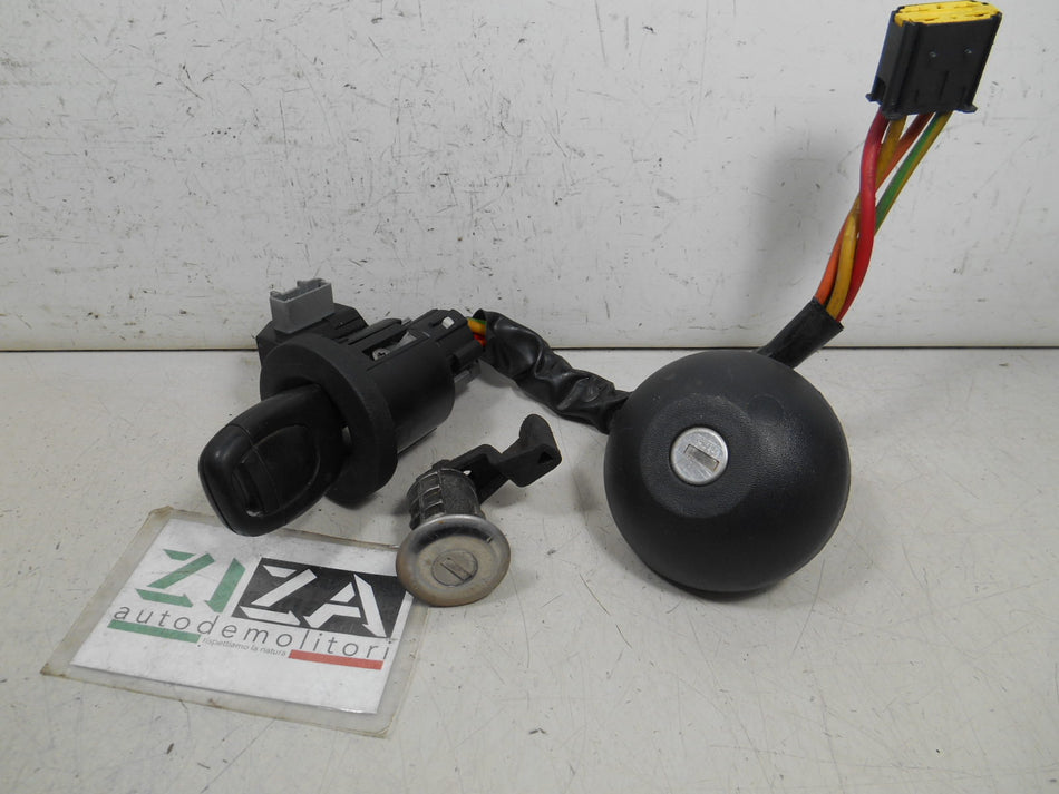 Cilindretto Avviamento + Chiave Renault Clio II 2007 143408T