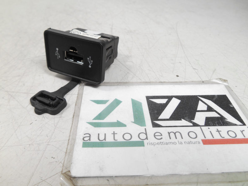 Presa Porta Ingresso USB Fiat Grande Punto 2006 735429751