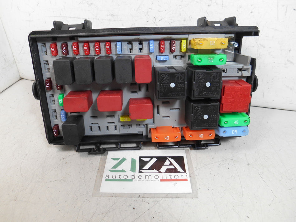 Scatola Fusibili Fiat Grande Punto 1.2 48kw 65cv 199A4000 2007 51736451