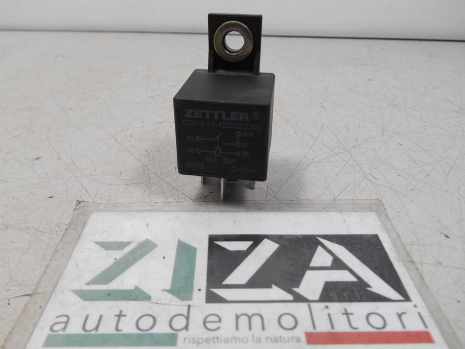 Relè Hyundai i10 1.1 B/GPL 48,5kw 66cv G4HG 2010 AZ973-1A-12DC2