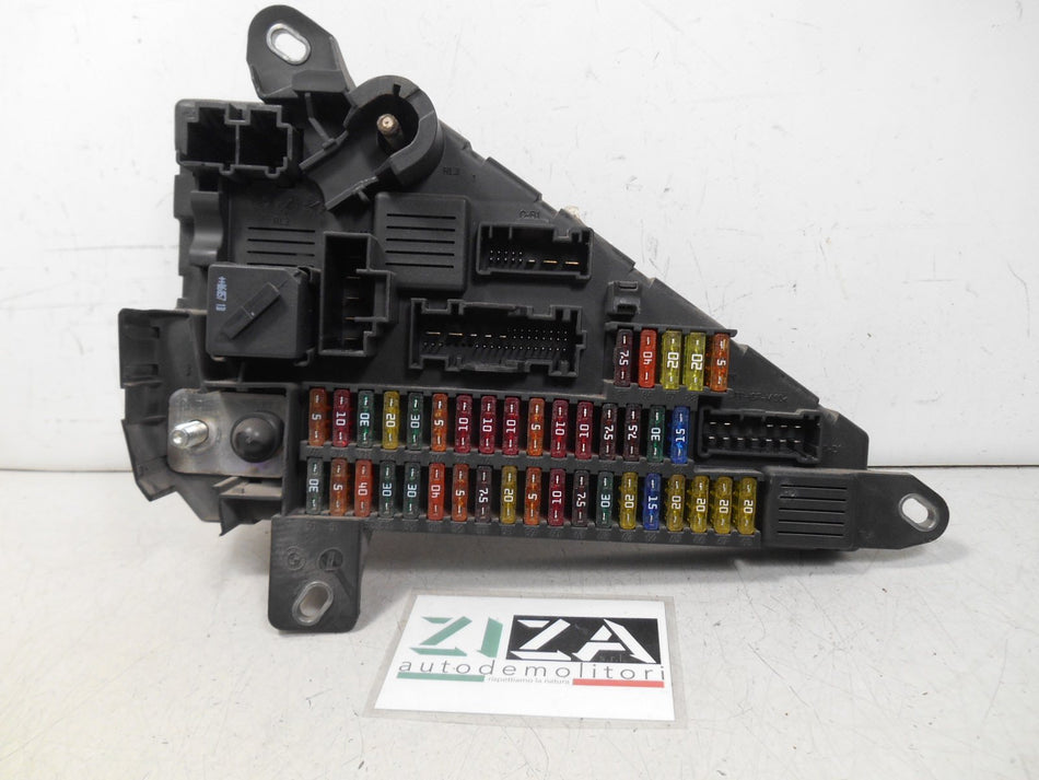 Scatola Fusibili BMW E60 E61 530D 3.0 170kw 306D3 2006 6906618-04