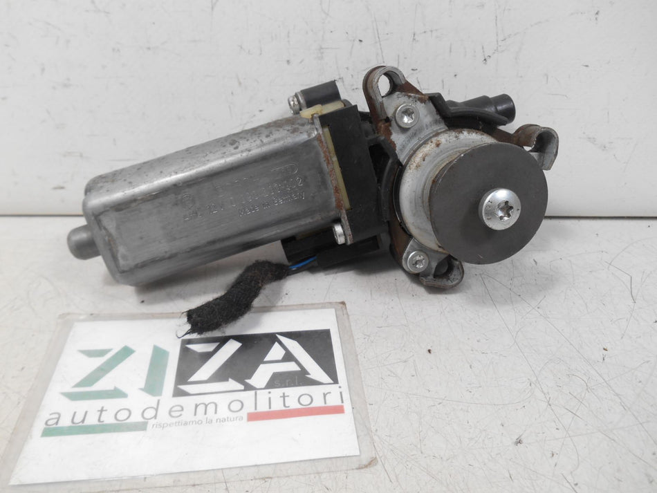 Motorino Regolazione Sedile Destro Mercedes W204 2008 0390203002 82041898-4