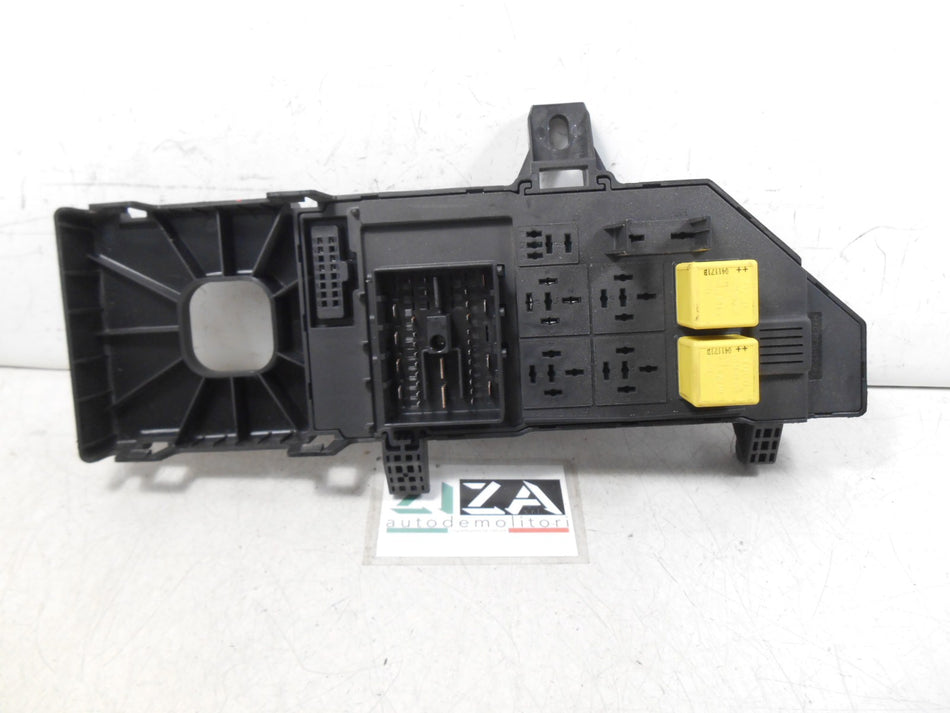 Scatola Fusibili Saab 9-3 II 2.2 92kw 2004 518820022 12798346